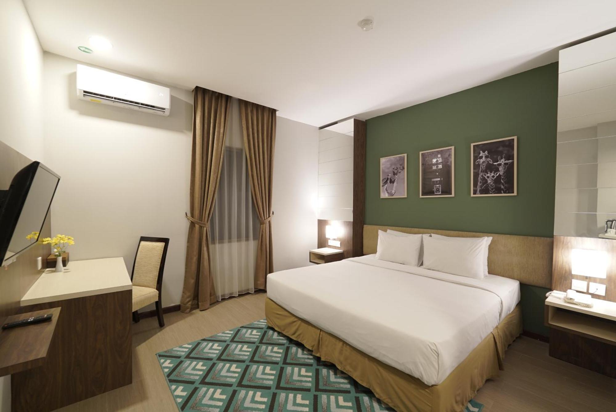 Tjokro Hotel Klaten Esterno foto